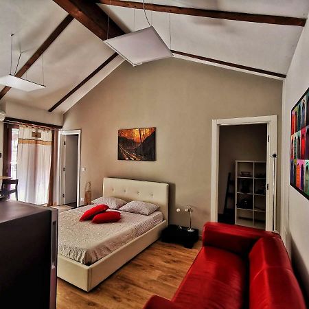 Regis B&B Appartamenti Centro Storico Chivasso Ngoại thất bức ảnh