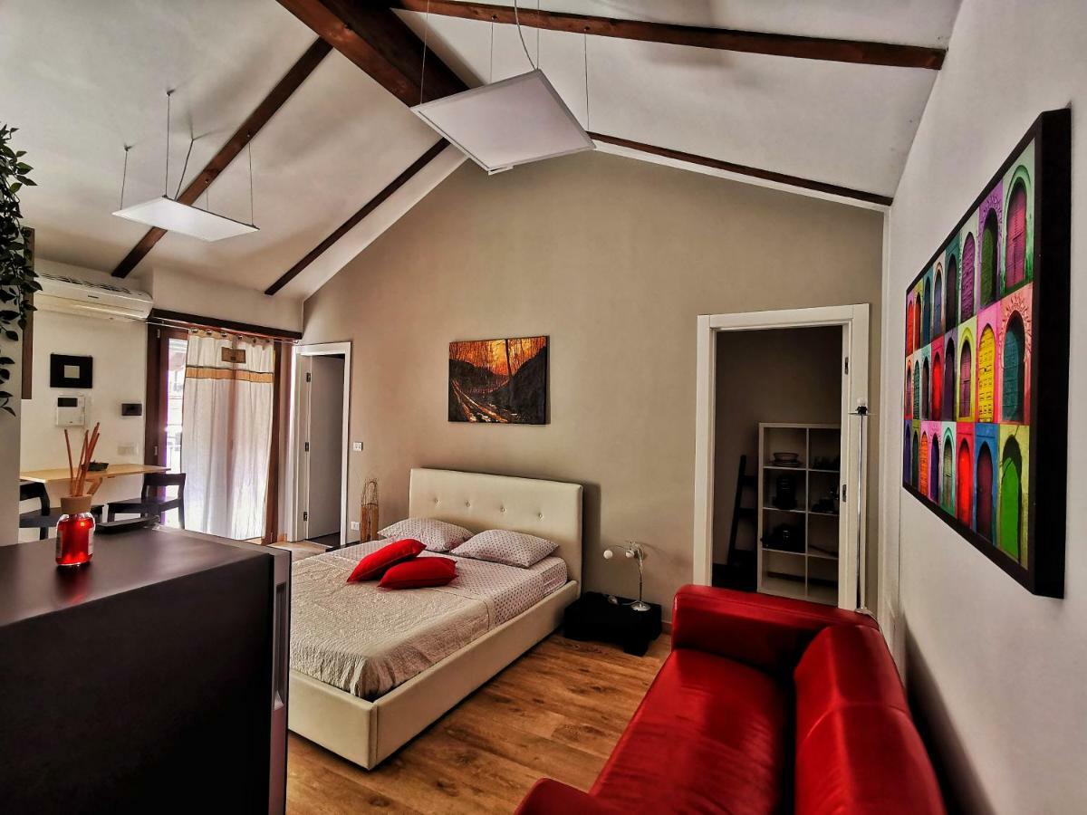 Regis B&B Appartamenti Centro Storico Chivasso Ngoại thất bức ảnh