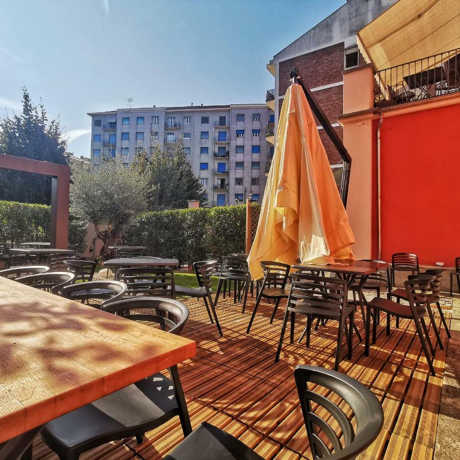 Regis B&B Appartamenti Centro Storico Chivasso Ngoại thất bức ảnh